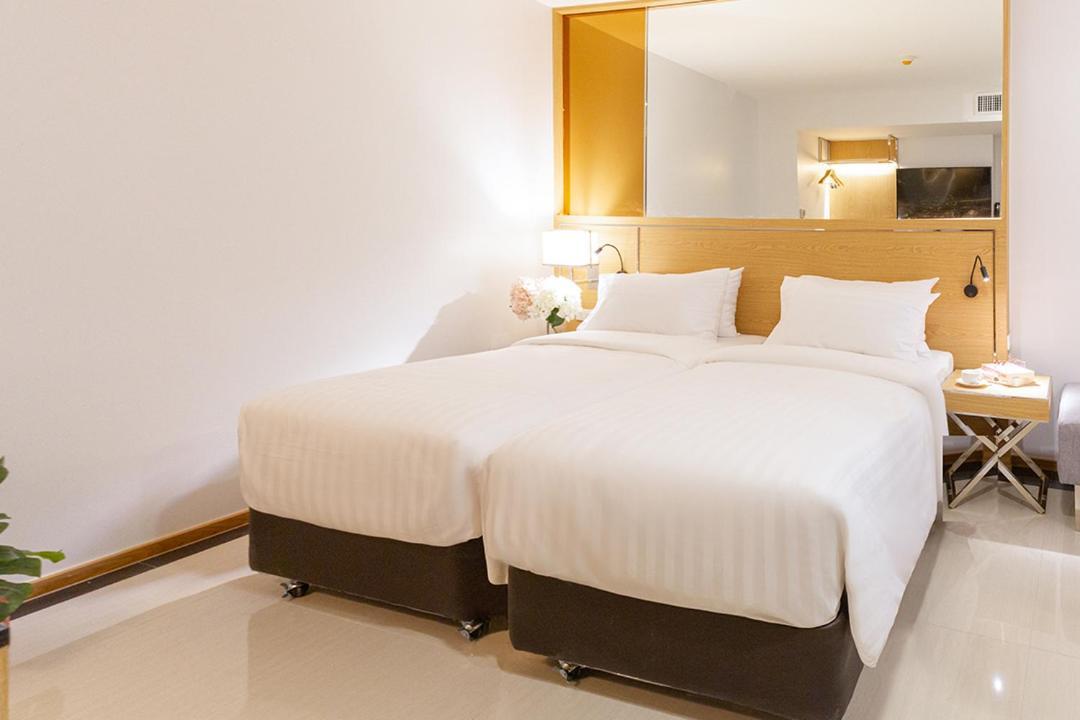 Fx Hotel Nana Bangkok Extérieur photo